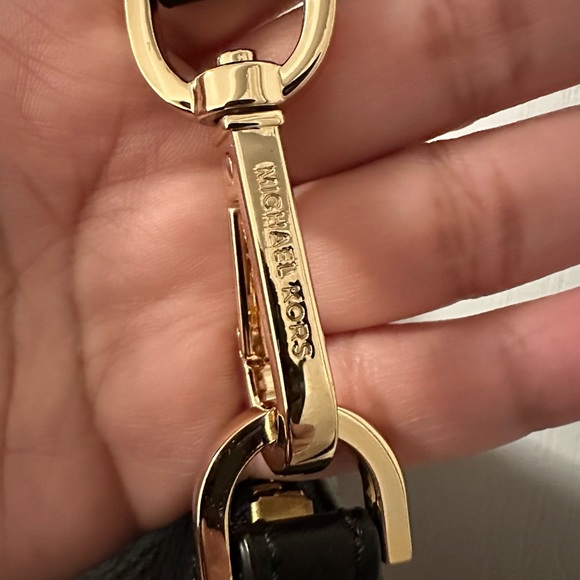 Michael Kors 3-in-1 Bag - Picture 6 of 7